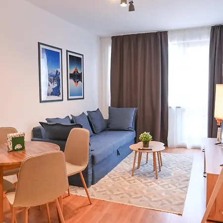 Apartamento Cozy Flat With Pool & Mountain Views, Near Gondola By Flat Mаnаger