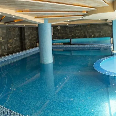 Cozy Flat With Pool & Mountain Views, Near Gondola By Flat Mаnаger Apartamento *