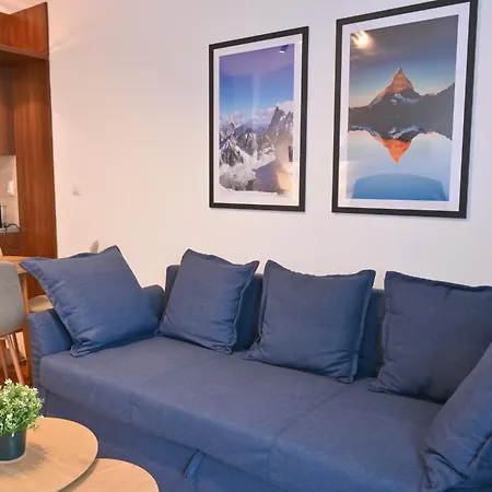 Apartment Cozy Flat With Pool & Mountain Views, Near Gondola By Flat Mаnаger