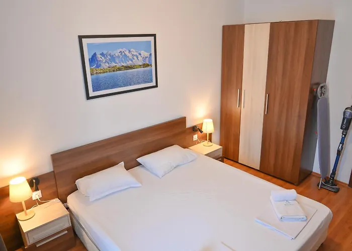 Cozy Flat With Pool & Mountain Views, Near Gondola By Flat Mаnаger Apartament